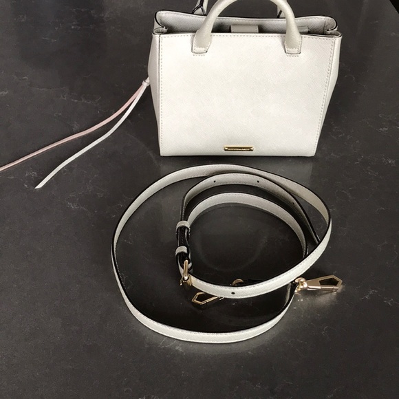 Rebecca Minkoff Gold Crossbody Like New Worn Once - Picture 7 of 15
